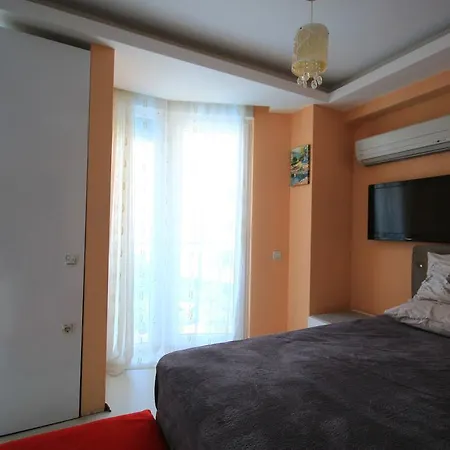 Turkuaz Apartament *